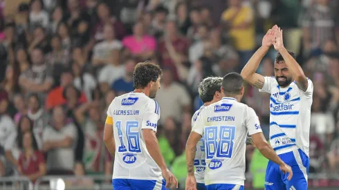 RJ – RIO DE JANEIRO – 17/07/2025 – BRASILEIRO A 2025, FLUMINENSE X CRUZEIRO – Fabricio Bruno jogador do Cruzeiro durante partida contra o Fluminense no estadio Maracana pelo campeonato Brasileiro A 2025. Foto: Thiago Ribeiro/AGIF