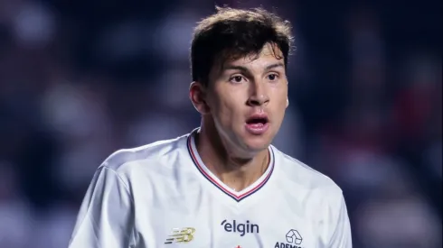 Tapia jogador do Sao Paulo durante partida contra o Corinthians no estadio Morumbi Foto: Marcello Zambrana/AGIF
