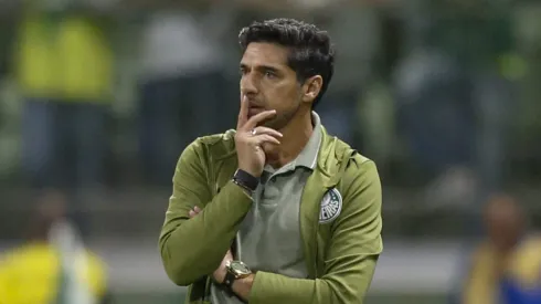 Abel Ferreira durante Palmeiras x Mirassol – (Photo by Miguel Schincariol/Getty Images)