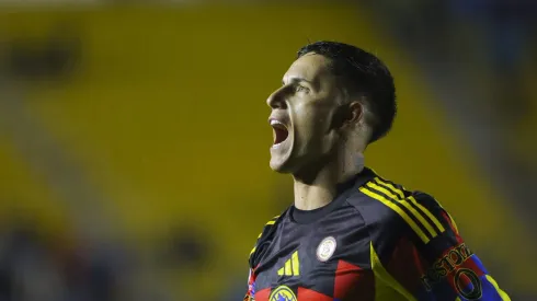 Brian Rodriguez durante jogo pel Liga Mexicana.