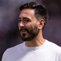 Artur sente dores no peito e vira dúvida no Botafogo contra o Corinthians