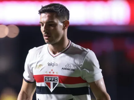 Torcida do São Paulo não poupa Cédric de críticas; veja comentários