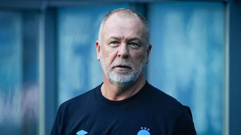 Mano Menezes possui problemas para enfrentar o Palmeiras