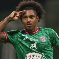 Fluminense avança por Vitinho, envia proposta e aguarda retorno do atacante