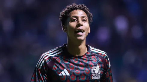 Ozziel Herrera, atacante mexicano do Tigres-MEX – Foto: Manuel Velasquez/Getty Images