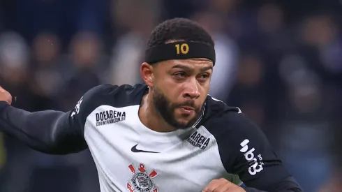 Memphis durante peleja diante do Verdão