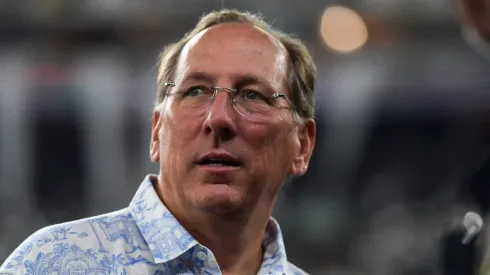 RJ – RIO DE JANEIRO – 26/07/2025 – BRASILEIRO A 2025, BOTAFOGO X CORINTHIANS – John Textor CEO do Botafogo durante partida contra o Corinthians no estadio Engenhao pelo campeonato Brasileiro A 2025.