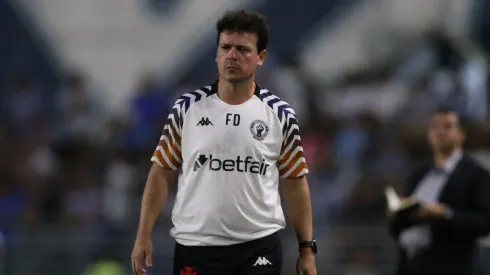 Fernando Diniz é o técnico do Vasco. Foto: Marlon Costa/AGIF