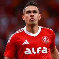 Borré vira alvo de críticas durante Internacional x São Paulo da torcida: “Muito fraco”