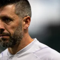 Paulo Pezzolano faz elogios ao Cruzeiro e relembra saída em 2023: “Houve mudanças internas”