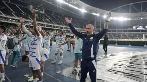 CRB tenta quebrar escrita negativa contra o Cruzeiro. Foto: Thiago Ribeiro/AGIF