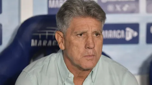 Renato alertou para a necessidade de mais um zagueiro