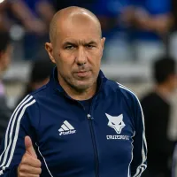 Leonardo Jardim é exaltado pela torcida cruzeirense