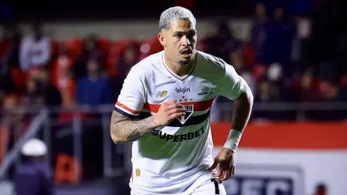 Luciano jogador do Sao Paulo durante partida contra o Vitoria no estadio Morumbi pelo campeonato Brasileiro A 2025. Foto: Marcello Zambrana/AGIF