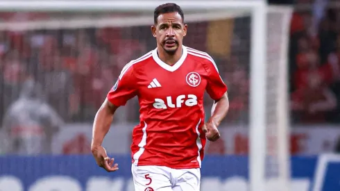 Fernando jogador do Internacional durante partida contra o Bahia no estadio Beira-Rio pelo campeonato Copa Libertadores 2025. Foto: Maxi Franzoi/AGIF