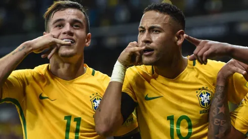 Neymar e Coutinho tem mesmo número de gols e assistências na temporada (Photo by Pedro Vilela)