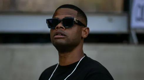 Atacante pode estar de saída – Foto: Fernando Moreno/AGIF.