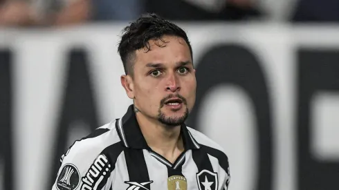 Artur em ação diante da LDU.