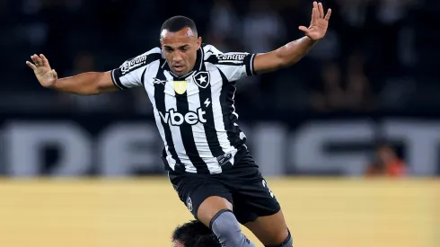 Marçal, lateral do Botafogo em partida pela Conmebol Libertadores