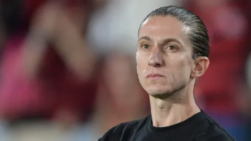 RJ – RIO DE JANEIRO – 13/08/2025 – COPA LIBERTADORES 2025, FLAMENGO X INTERNACIONAL – Filipe Luis tecnico do Flamengo durante partida contra o Internacional no estadio Maracana pelo campeonato Copa Libertadores 2025. Foto: Thiago Ribeiro/AGIF