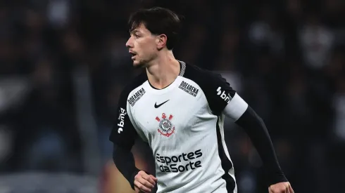 Rodrigo Garro jogador do Corinthians durante partida contra o Palmeiras – Foto: Ettore Chiereguini/AGIF