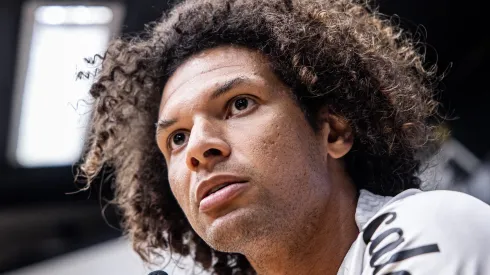 Arão chegou exercendo papel de liderança no Santos –