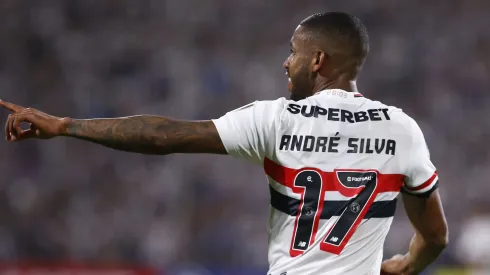 André Silva foi a grande surpresa e inicia o jogo em Medellín como titular