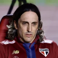 Zubeldía confirma contato do Santos para substituir Cleber Xavier e resposta dependerá de proposta na mesa