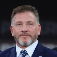 Conmebol se irrita com atraso do jogo entre Internacional x Flamengo e Colorado deve ser punido