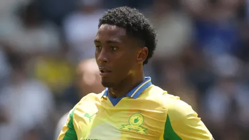 Lucas Ribeiro, meia-atacante do Mamelodi Sundowns – Foto: Michael Reaves/Getty Images