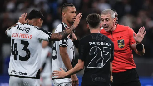 Vasco e Corinthians se enfrentarão neste final de semana. Foto: Ettore Chiereguini/AGIF.