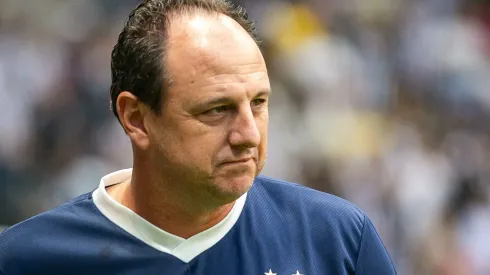 Treinador deu a sua opinião – Foto: Fernando Moreno/AGIF.