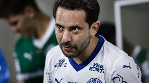 Meio-campista deu a sua opinião – Foto: Fabio Giannelli/AGIF.