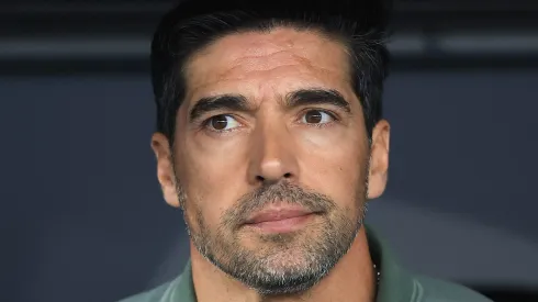 Abel Ferreira, técnico do Palmeiras em partida pelo campeonato brasileiro. (Foto: Buda Mendes/Getty Images)