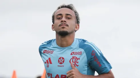 Matheus Gonçalves está de saída do Flamengo e futuro é definido – Fotos: Gilvan de Souza/Flamengo