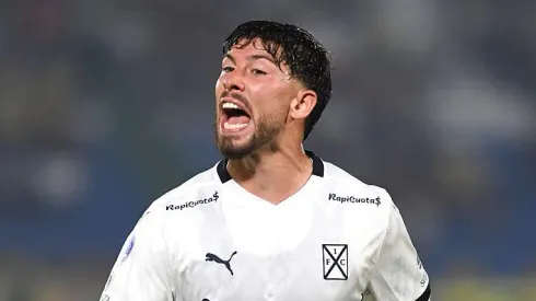 Felipe Loyola no Independiente. Foto: Christian Alvarenga/Getty Images