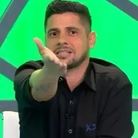 Cicinho manda recado em rede nacional sobre Corinthians x Palmeiras pelo Brasileirão: “Os números da história e o momento falam”