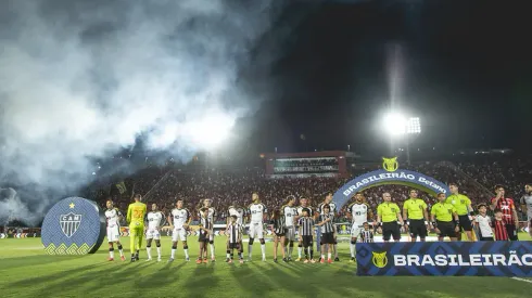 Narrador deu 'recado' a possível futuro treinador do Galo (Foto: Pedro Souza / Atlético)