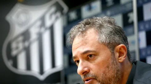 Alexandre Mattos projeta futuro de Neymar e reforça vínculo do craque com o Santos. Foto: Mauricio De Souza/AGIF