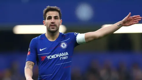 Cesc Fábregas, técnico do Como que pediu a contratação de atacante do Santos, em ação pelo Chelsea, quando era jogador. Foto: Getty Images/Clive Rose/Inglaterra
