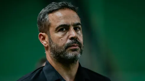 Artur Jorge abre bastidores de chegada ao Botafogo e explica como motivou o time em temporada histórica. Foto: Fernando Moreno/AGIF