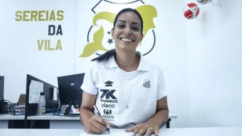 Suzane Pires permanece no Santos até 2027 – Foto: Reinaldo Campos/Santos FC