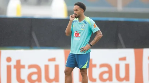 Vitinho, lateral do Botafogo e convocado pela Seleção revelou semelhança entre Davide e Carlo Ancelotti