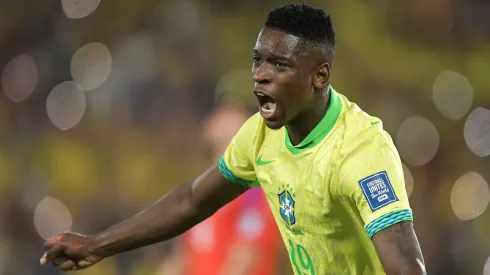 Luiz Henrique comemorando pela Seleção Brasileira contra o Chile – Foto: Thiago Ribeiro/AGIF