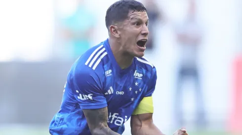 Lucas Romero busca levar o Cruzeiro para a semifinal da Copa do Brasil