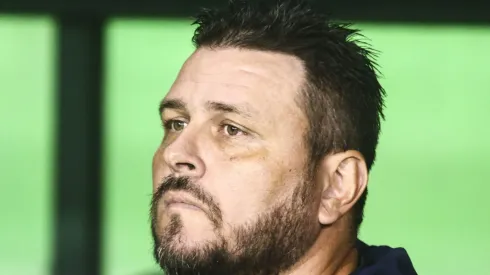 Thiago Kosloski atua na comissão técnica de Mano Menezes no Grêmio e na Seleção Brasileira de Ramon Menezes