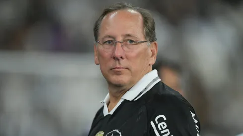 John Textor vem buscando a recompra do Botafogo