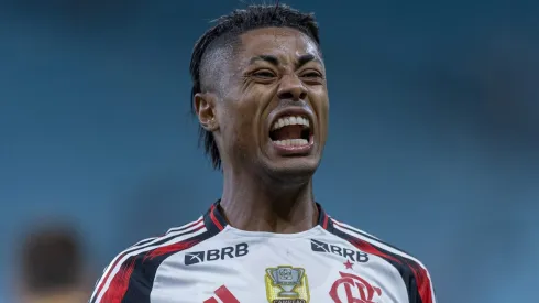Pena de apenas 12 jogos de Bruno Henrique acabou levantando polêmica e comparações com outros casos.