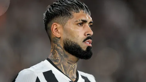 Zagueiro deu a sua opinião – Foto: Thiago Ribeiro/AGIF.