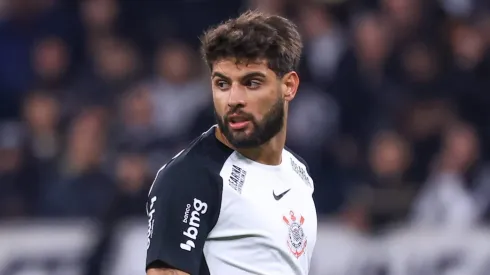 Yuri Alberto em campo pelo Corinthians. Foto: Marcello Zambrana/AGIF